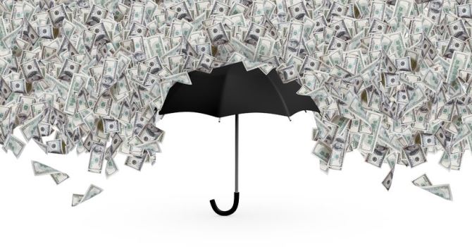 Japanese Banks Lend Umbrellas When it Rains
